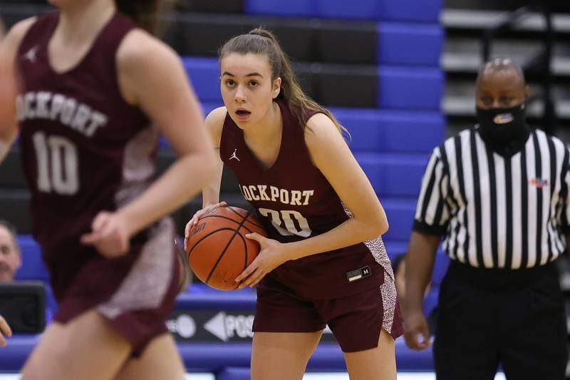 Lockport’s Paige Rannells looks for a play against Lincoln-Way East in the Class 4A Lincoln-Way East Regional semifinal. Monday, Feb. 14, 2022, in Frankfort.