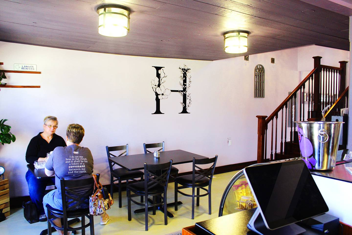 Hilldale Cafe and Catering is located in Lanark's oldest building, built in 1860, which makes the atmosphere small but charning.