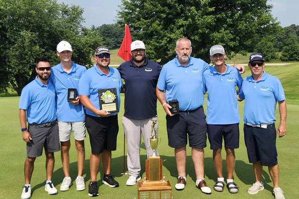 Emerald Hill men win Rock River Classic