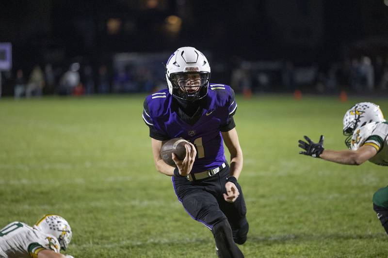 Dixon’s Jagger Kemp scampers into the end zone for a late game TD against Coal City Friday, Nov. 7, 2025.