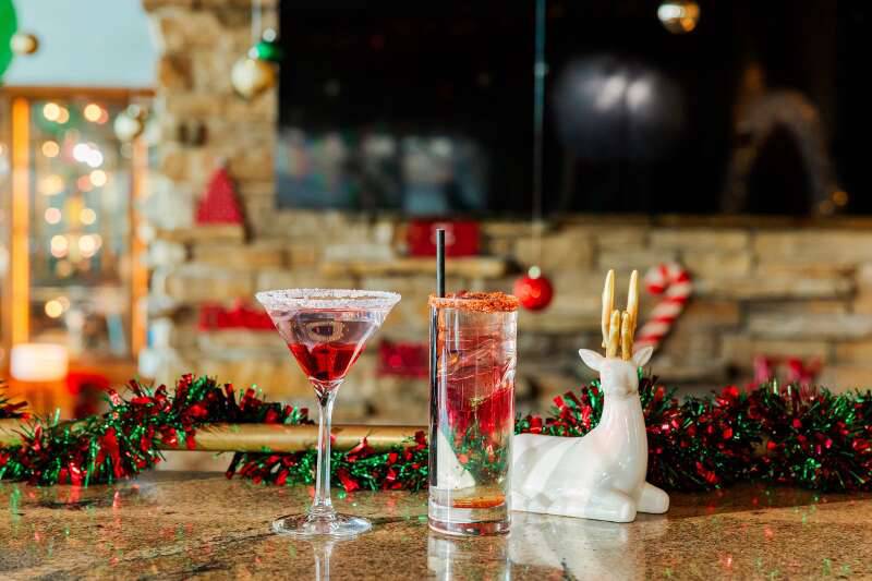 Prancer’s Pub is back for the season at Hyatt Lodge Oak Brook.