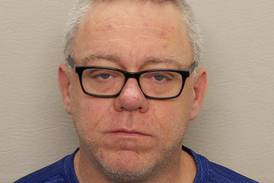 Oregon man pleads not guilty to sexual abuse charges involving teen