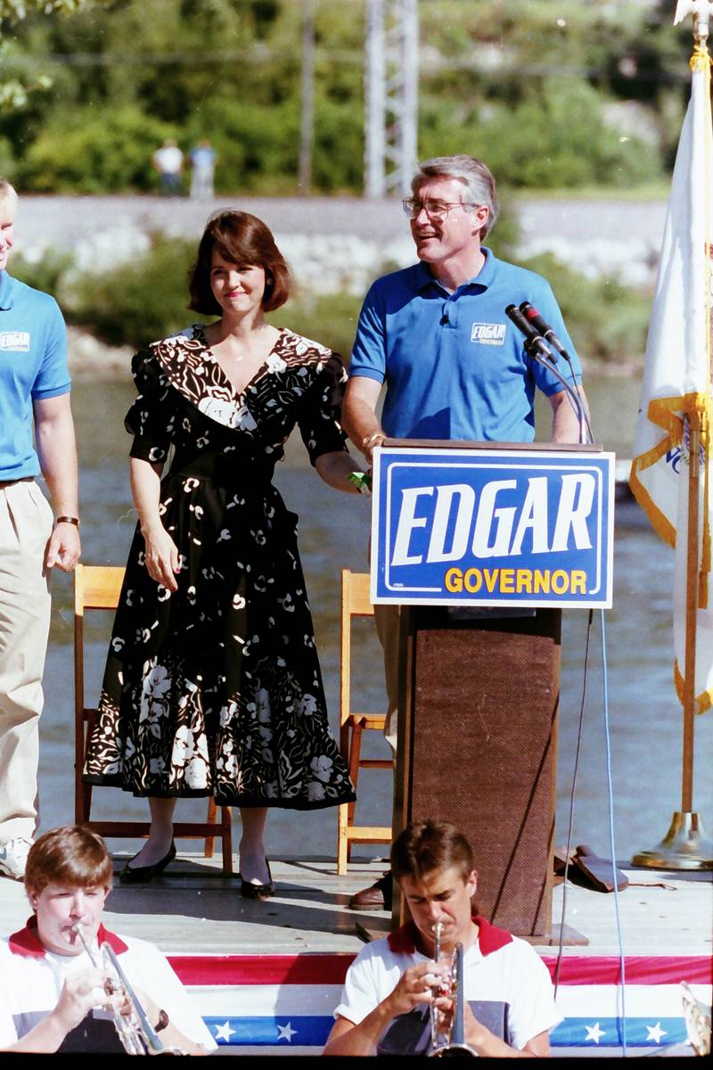 Jim Edgar candidate for Governor of Illinois, campaigns with his wife Brenda on Thursday, Aug. 30, 1990 in Peru.