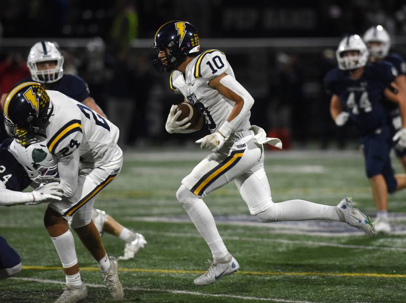 Photos: New Trier vs Glenbrook South in Week 7 Football Shaw Local
