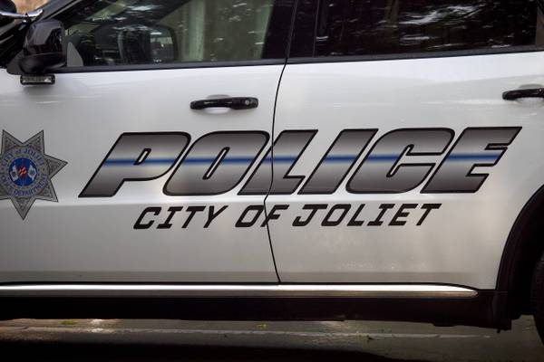 Joliet schools briefly placed on lockdown as feds apprehend wanted man