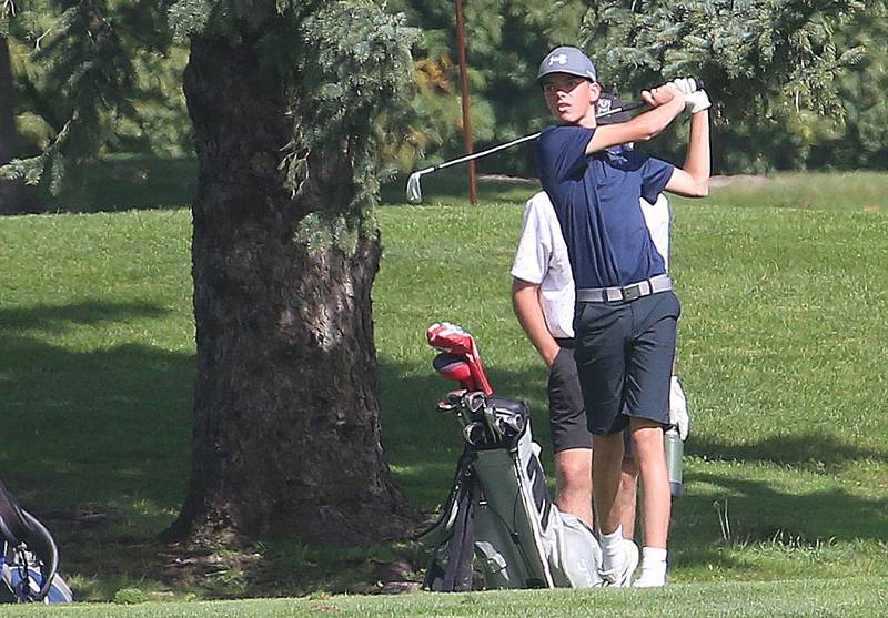 Fieldcrest's Ryan Ehrnthaller tees off during the Class 1A Regionals on Wednesday, Oct. 1, 2025 at Deer Park Golf Club in Oglesby.