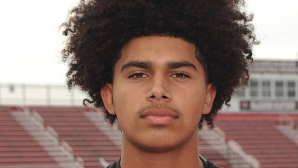 Jonas Williams throws 4 TDs, leads Lincoln-Way East past Palatine in Class 8A second-round game