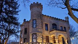 Bishops Hill winery in Joliet hosts final ‘Nashville on the Hill’ concert 