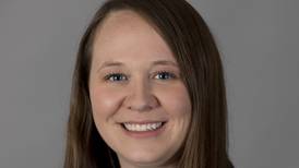 Grundy Bank’s Tami Coss graduates from Community Bankers School