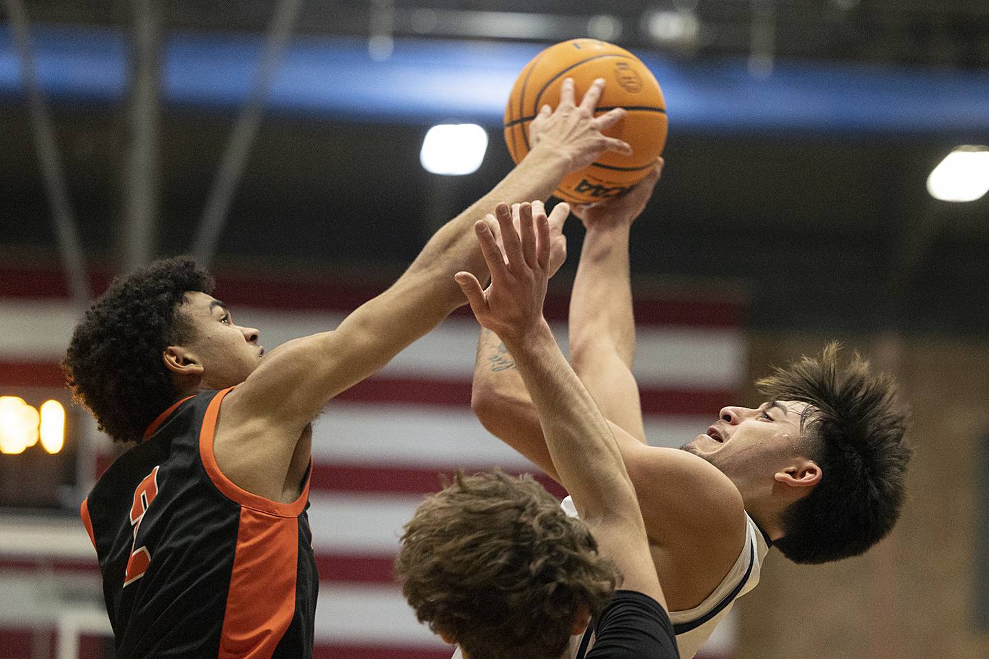 Sterling’s Nico Battaglia is fouled by UT’s Jordan Massey Tuesday, Jan. 14, 2025.