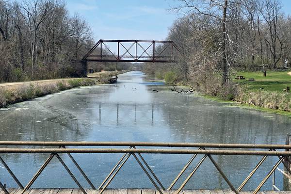 Friends of the Hennepin Canal hike is Sunday