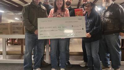 Oglesby Elks donate $6,000 to Illinois Valley Food Pantry