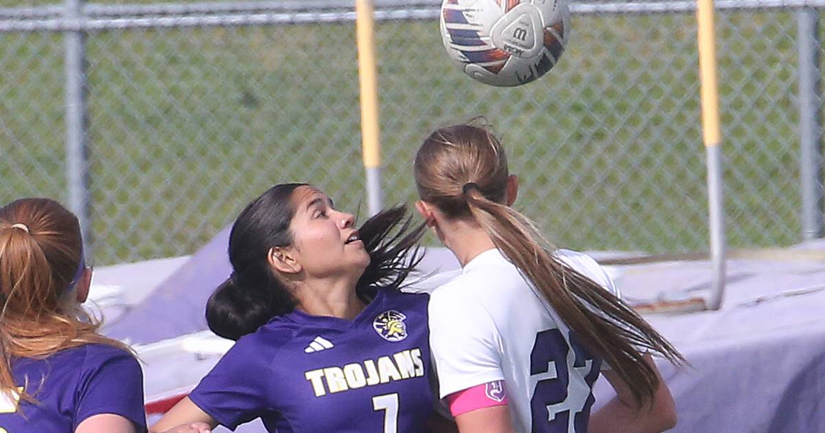Mendota girls soccer earns No. 1 seed, will host regional