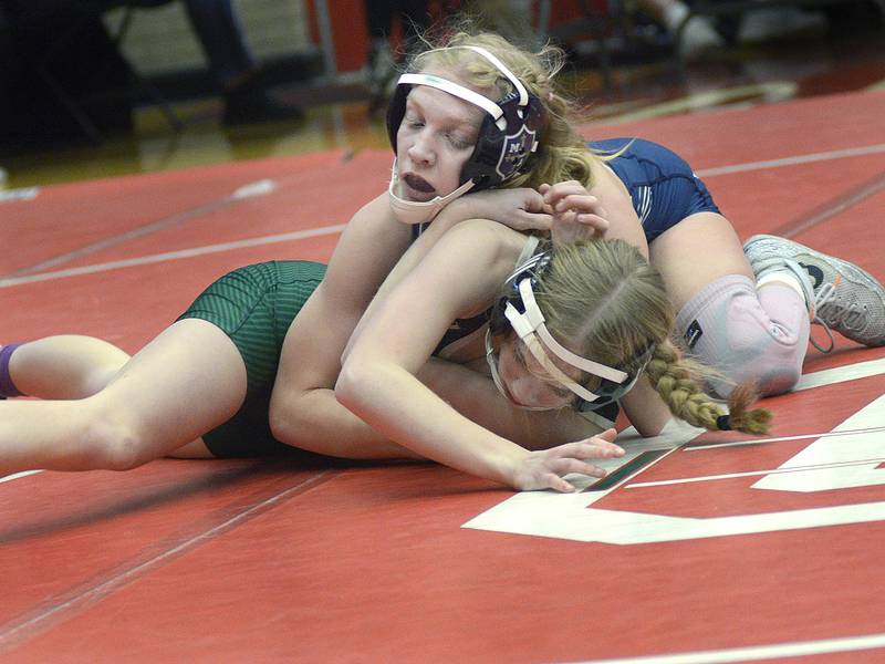 Marquette’s Lily Deibel, L-P’s Kiely Domyancich crowned champs at growing Ottawa Holiday Hootenanny