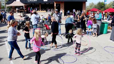 5 Things to Do: Fall Fox Fest in Oswego, Yorkville Scarecrow Walk