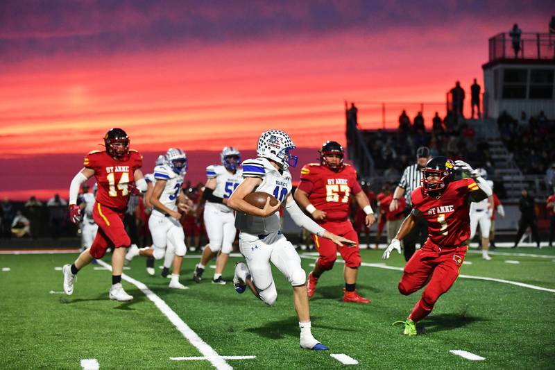 Milford-Cissna Park's Dierks Neukomm runs the ball during the Bearcats' 32-26 victory over St. Anne on Sept. 27, 2024.