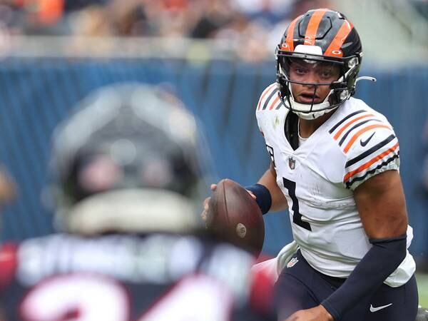 Illinois bettors can bet on Justin Fields with this boosted parlay in NFL Week 4