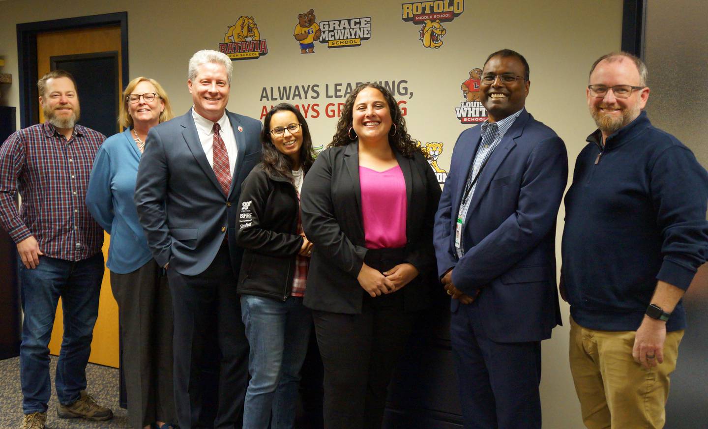 New Batavia Board of Education members The complete Board of Education as of April 25, 2023. From left to right: RJ Mathis, Sue Locke, Aaron Kilburg, Raquel Gonzalez-Thomas, Danielle Sligar, Rob Arulandu and Craig Meadows.