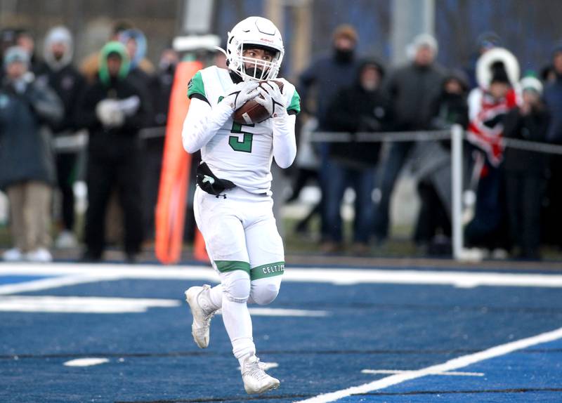 Providence’s Kaden Nickel makes a catch during their Class 4A semifinal game against St. Francis in Wheaton on Friday, Nov. 19. 2022.