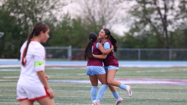 Photos: Kankakee defeats Blue Island Eisenhower, Class 2A girls soccer