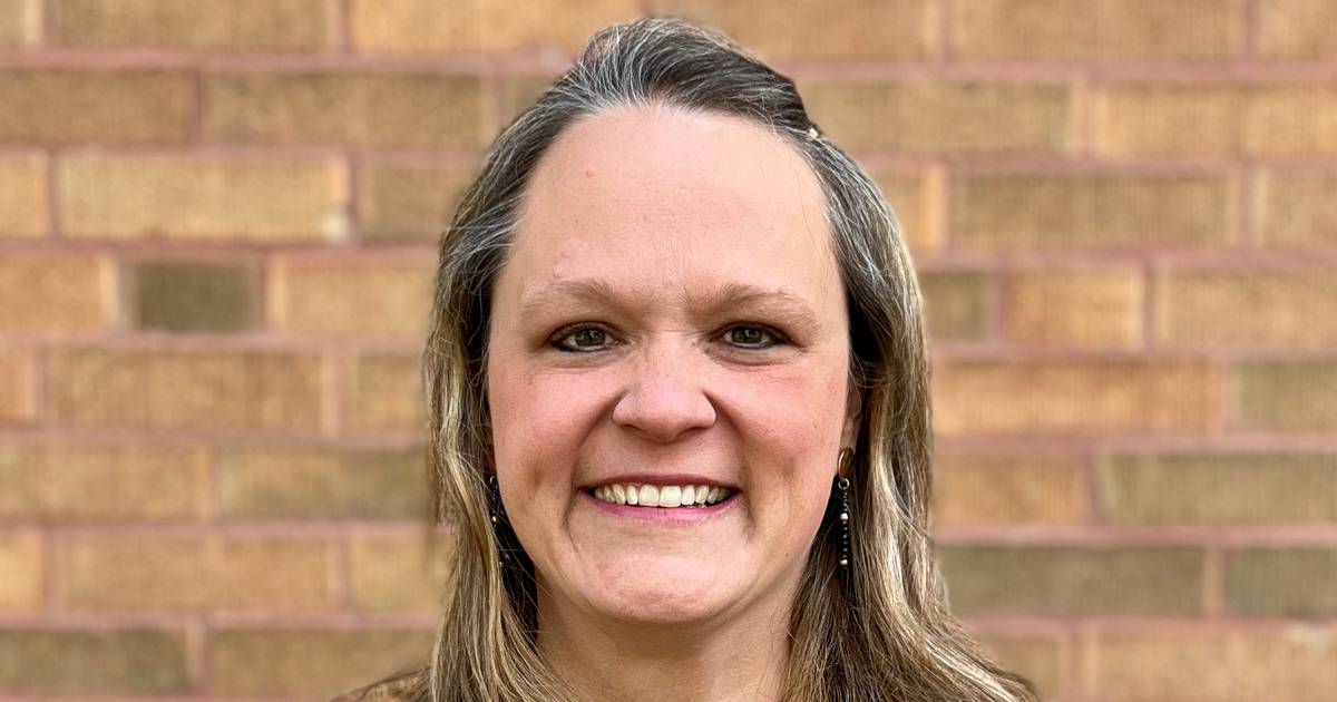 Sycamore High School assistant principal named scholarship award