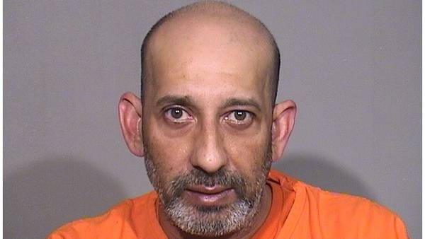 Schaumburg man stole $15K from elderly Crystal Lake woman while posing as handyman, authorities say