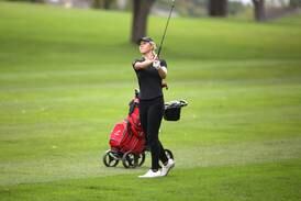 Girls golf: Jenna Shilts helps Benet capture second consecutive regional title