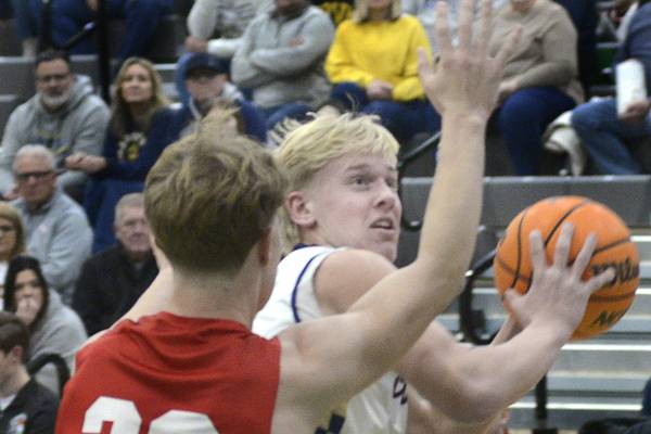 Marquette rallies from 14-point deficit, tops Hall by 15 for third place at Shipyard Showdown