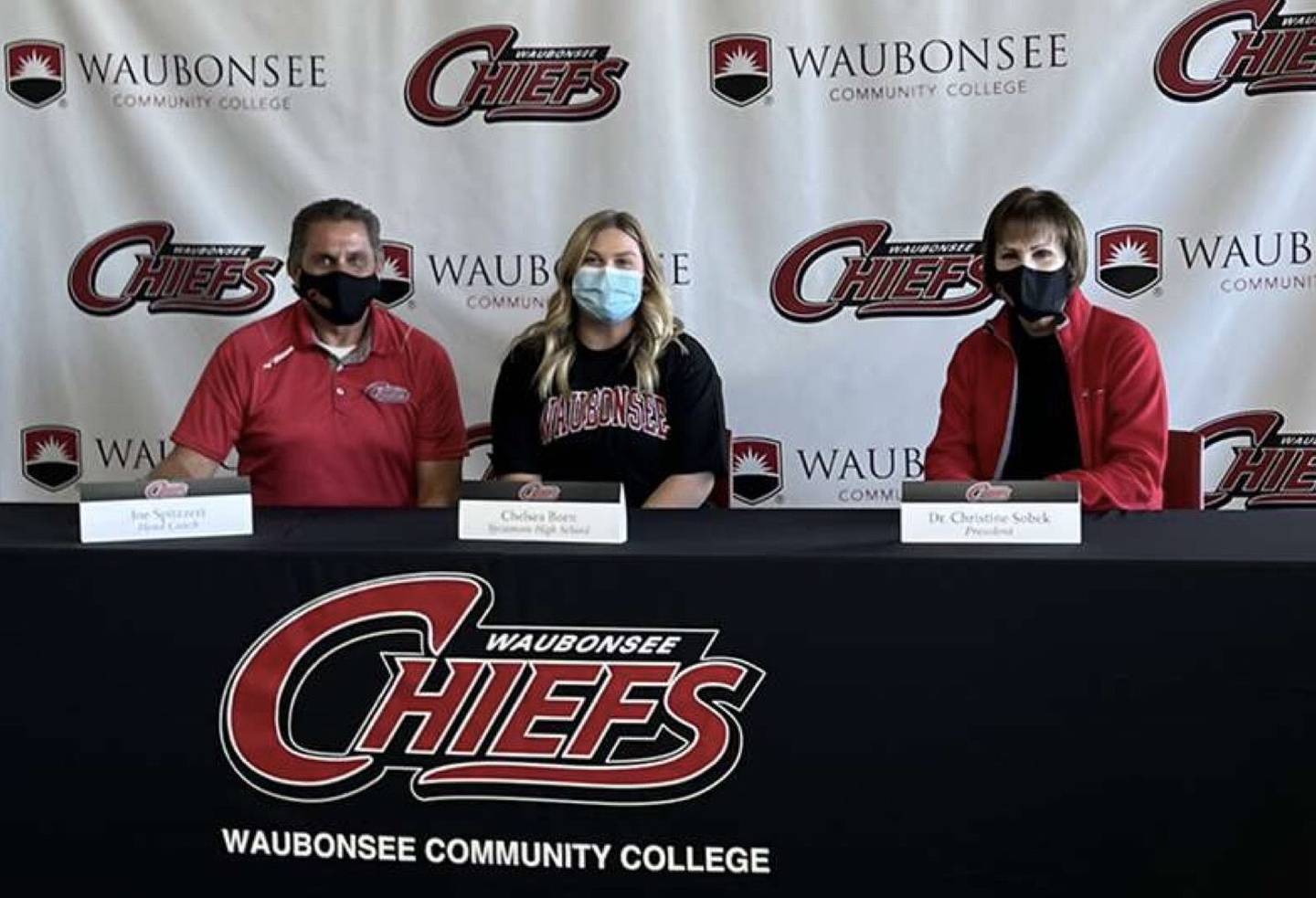 DeKalb County athletes commit to play in college for 2022