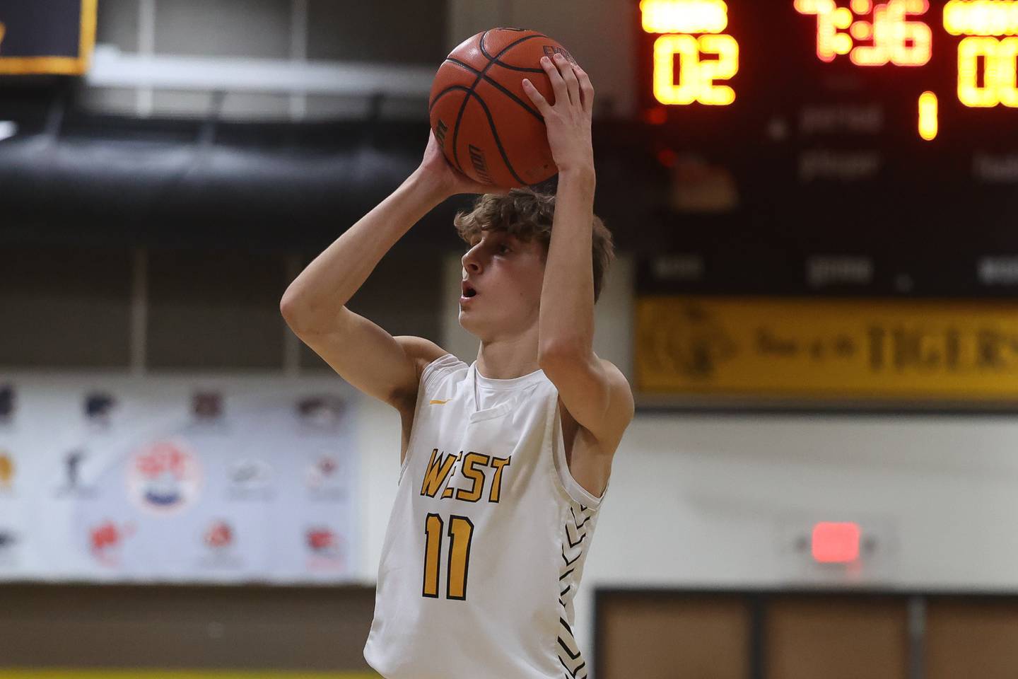 Joliet West’s Luke Grevengoed looks for a play against Joliet Central on Tuesday, Nov. 28, 2023 in Joliet.