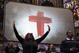Chicago churches urge calm resistance ahead of expected federal intervention