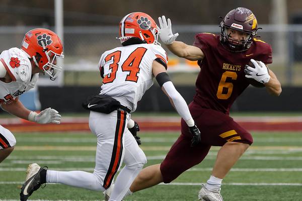 Photos: Richmond-Burton vs. Byron, Class 3A semifinal playoff football