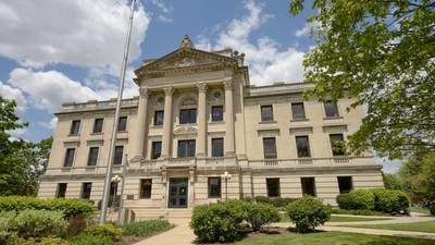 Kane County judge’s $100K+ defamation lawsuit against Geneva blogger stalls for lack of service