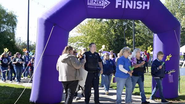 Photos: 2025 Illinois Valley Walk to End Alzheimer's