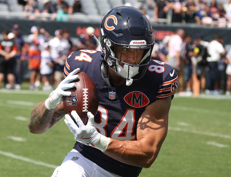 Chicago Bears tight end Colston Loveland makes a catch during warmups Sunday, Aug. 10, 2025, before their preseason game against the Miami Dolphins at Soldier Field in Chicago.