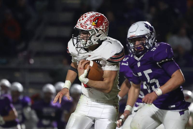 Stillman Valley’s Michael Orlando rushes to the outside against Wilmington in the first round of the playoffs on Saturday, Nov. 2, 2024 in Wilmington.