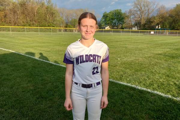 Emilie Strong’s walk-off sac fly gives Wilmington key ICE sweep over Manteno