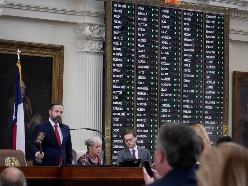 Speaker of the House Rep. Dustin Burrows takes the roll call in the House Chamber at the Capitol in Austin, Texas, Monday, Aug. 4, 2025. (Jay Janner/Austin American-Statesman via AP)