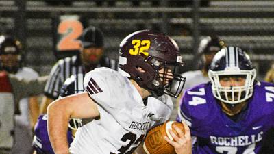 Richmond-Burton finishes regular season unbeaten, beats Rochelle for conference title