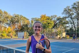 Dixon’s Ferguson tops Sterling’s Aitken to advance to second day at state
