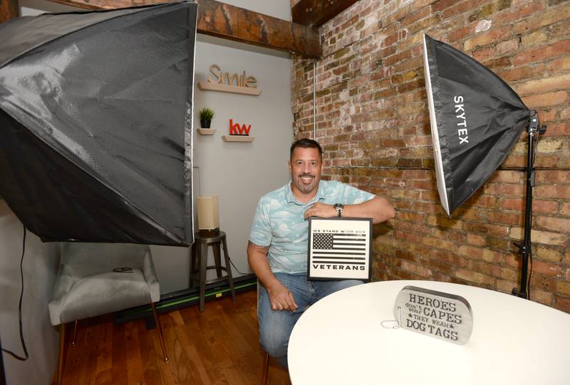 Veteran, Donnie Fields runs a podcast out of his office in Downers Grove and assists Veterans with their housing needs Wednesday Oct 22, 2025.