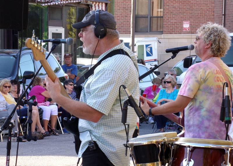 Jammin at the Clock in downtown Streator - Johnny Russler and the Beach Bum Band - Friday, June 3, 2022.