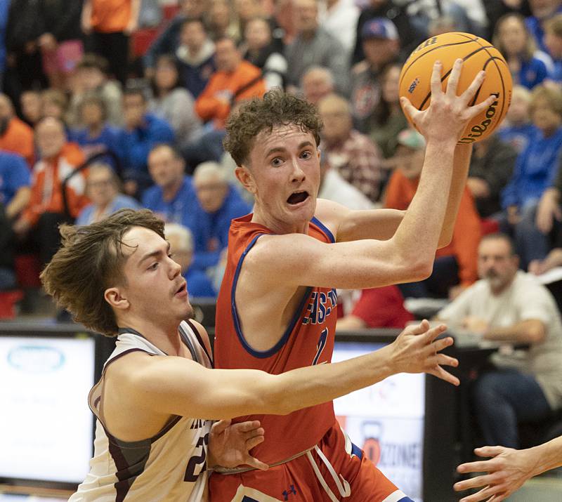 Eastland’s Wyatt Carroll works against Dakota’s Dalyn Long Wednesday, March 4, 2026, in the Orion 1A sectional semifinal.