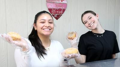 Photos: Illinois Valley serves up paczkis for Fat Tuesday