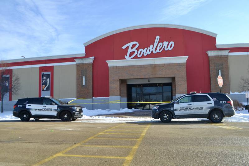 Romeoville, shooting, crime, bowling alley, bowlero