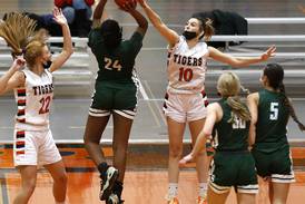 Girls basketball: Crystal Lake Central steps up the pressure in FVC win over Crystal Lake South