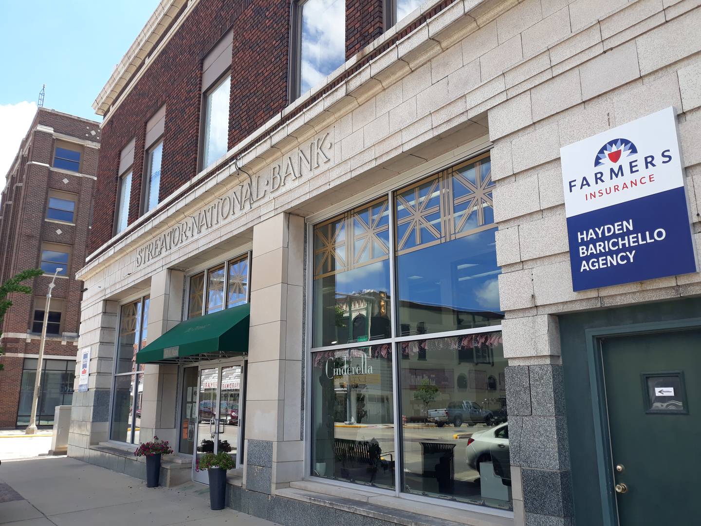The Streator Plan Commission recommended a $15,000 facade grant for the Streator Treasury building, 321 E. Main St.