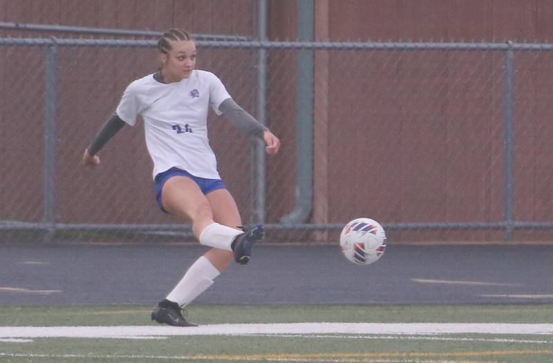 Princeton's Keighley Davis kicks the ball in play against Mendota during the Class 1A Regional final game on Tuesday, May 20, 2025 at Mendota High School.