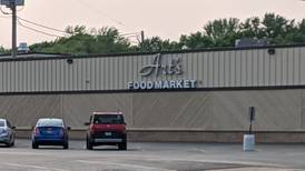 Sandwich City Council mulls whether to implement 1% grocery tax