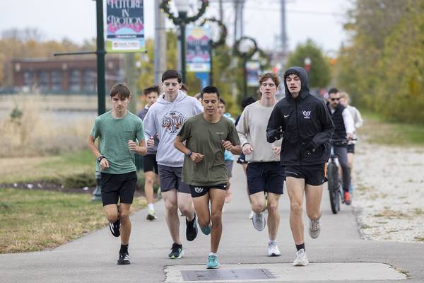 State boys cross country: Confident Dixon ready for another shot at the title